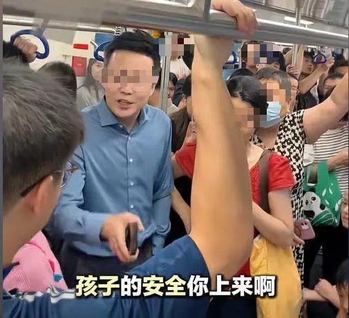 深圳大妈爆料视频最新版,揭秘视频背后惊人真相！